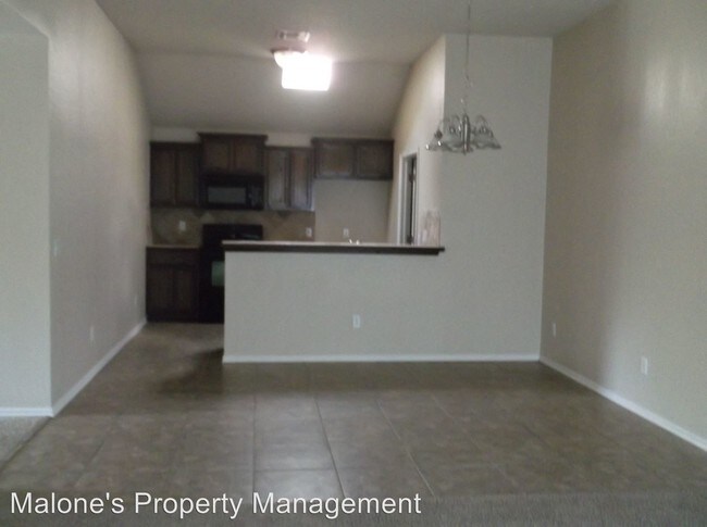 Foto del edificio - 213 Spring Creek Rd