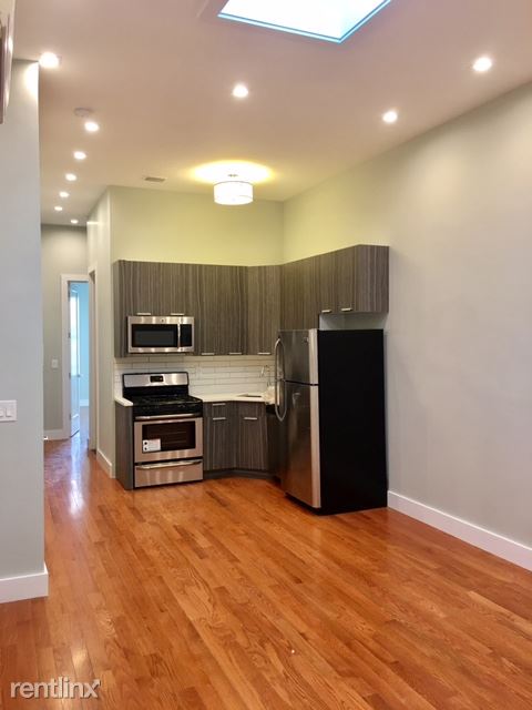 Foto principal - 5418 Arnold Ave