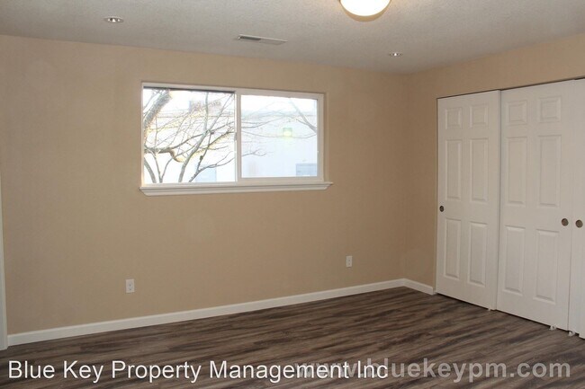 Foto del edificio - 3 br, 2 bath House - 515 SE 155th Avenue