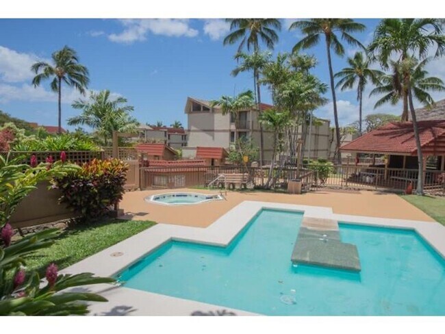 Foto del edificio - 2 bedroom Townhouse in Makaha Valley