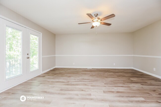 Building Photo - 108 Towne Village Ct