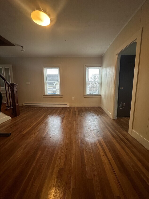 Primary Photo - 70 North St