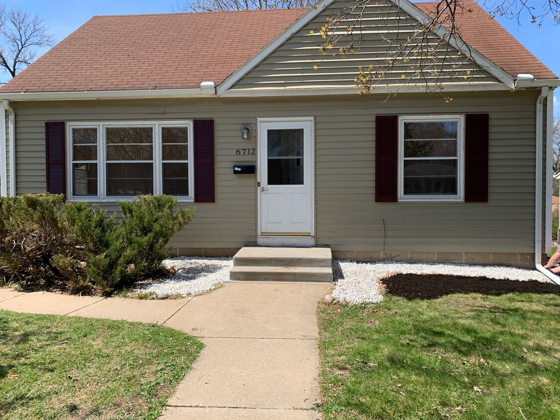 6712 Washburn Ave S, Richfield, MN 55423 House Rental in Richfield