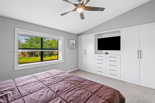 Building Photo - 3967 Cocoplum Cir