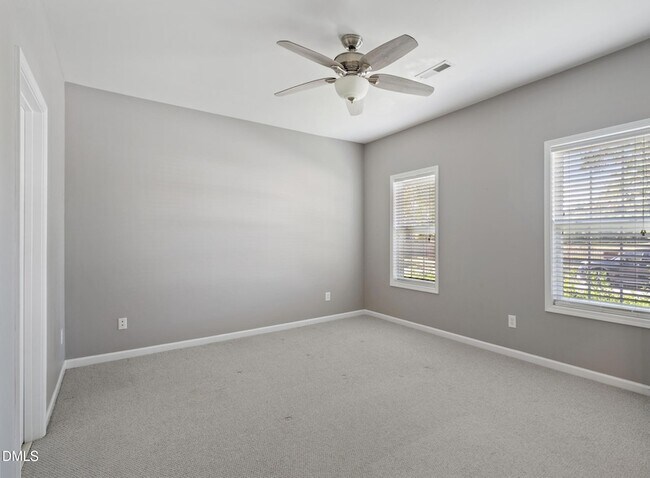 Building Photo - 3646 Olympia Dr