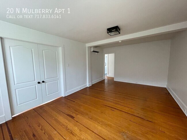 Building Photo - 20 N Mulberry St