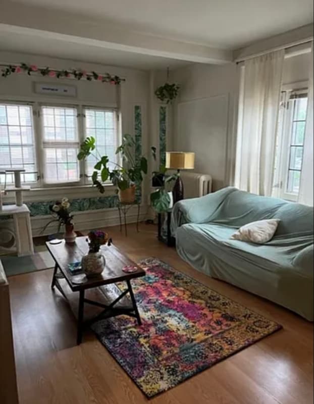 Foto principal - 2218 N Summit Ave