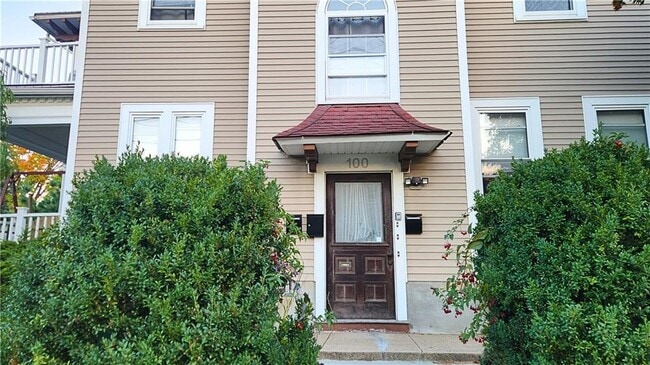 Foto del edificio - 309 Carrington Ave