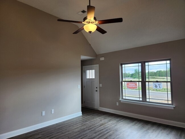 Foto del edificio - 2853 Vly Farms Dr