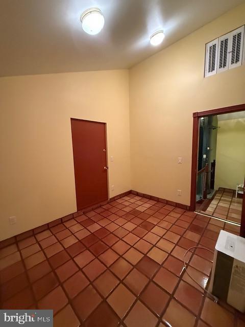 Foto del edificio - 12330 Potomac View Rd