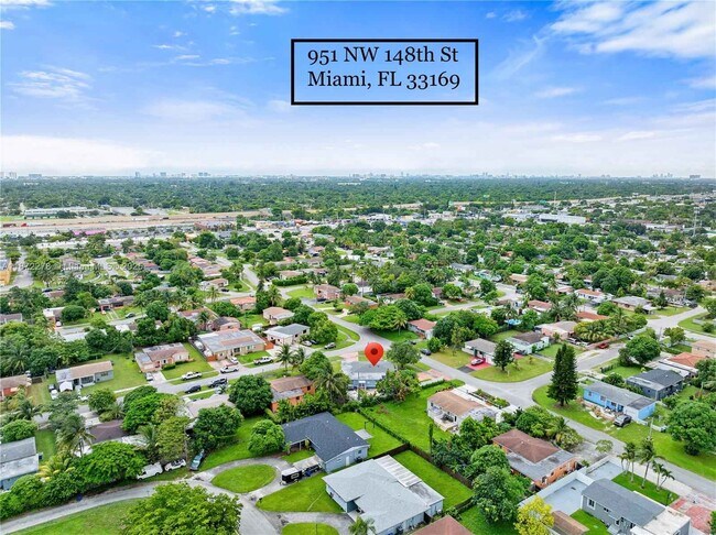 Foto del edificio - 951 NW 148th St