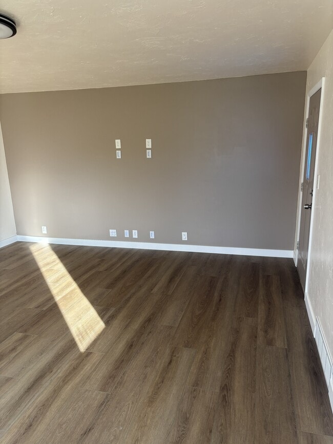 Foto del edificio - 296 S 100 E