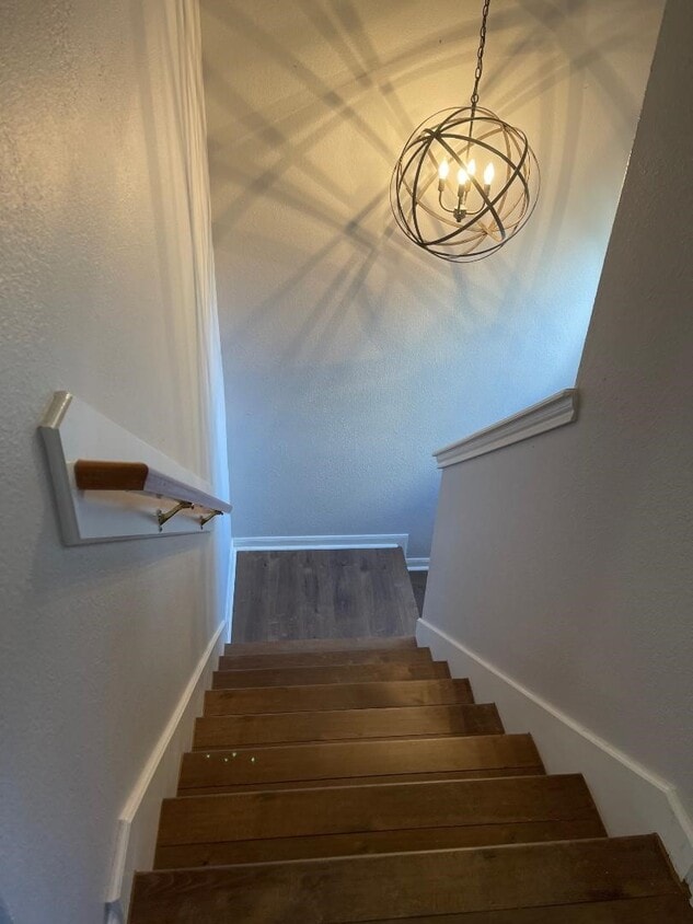 Foto del edificio - 2224 Naomi St