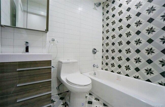 Foto del edificio - 91 E 54th St