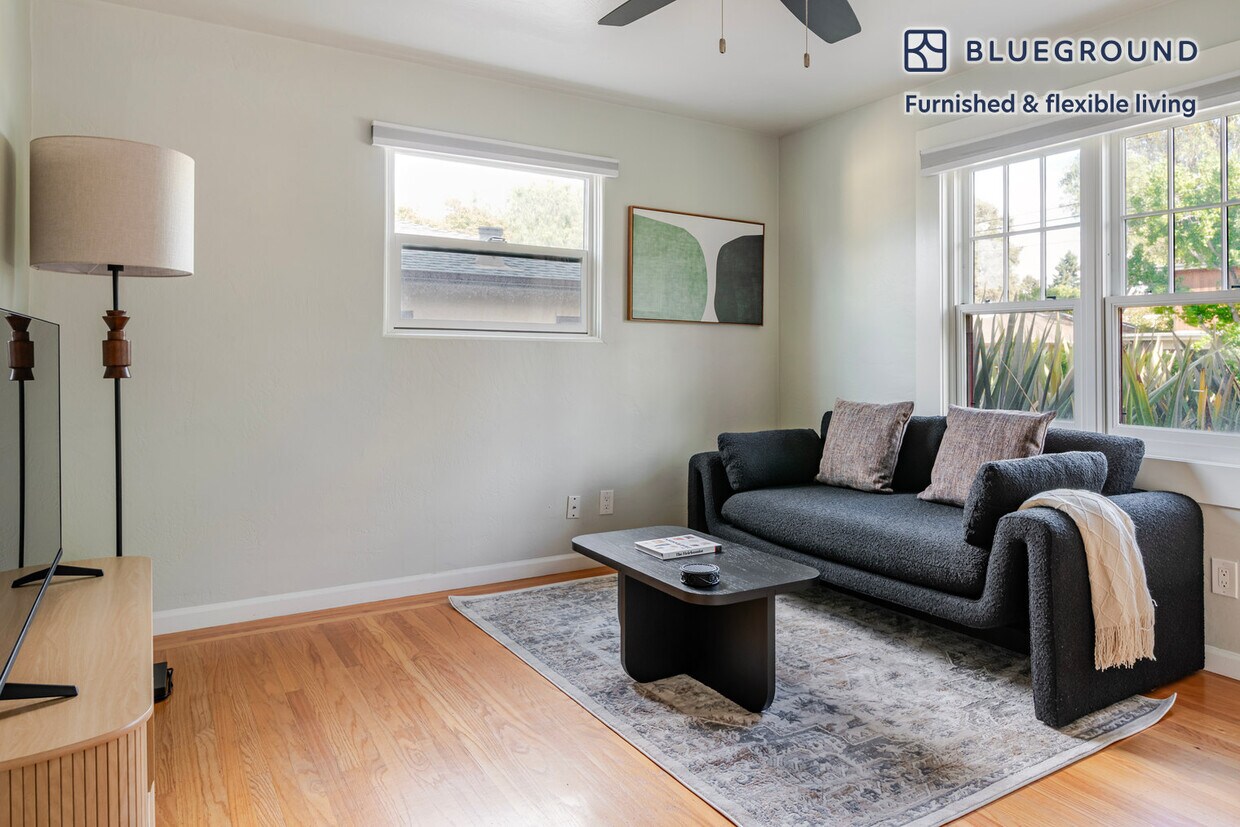 Foto principal - 323 Hawthorne Ave