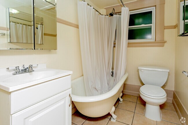 Studio - 335SF - Boathouse Point Apartments