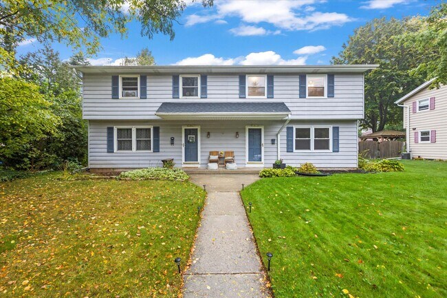 Building Photo - W56N479 Highland Dr
