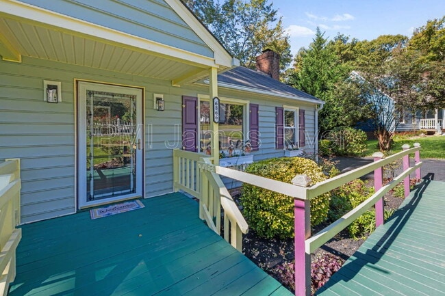 Building Photo - 6866 Sika Ln
