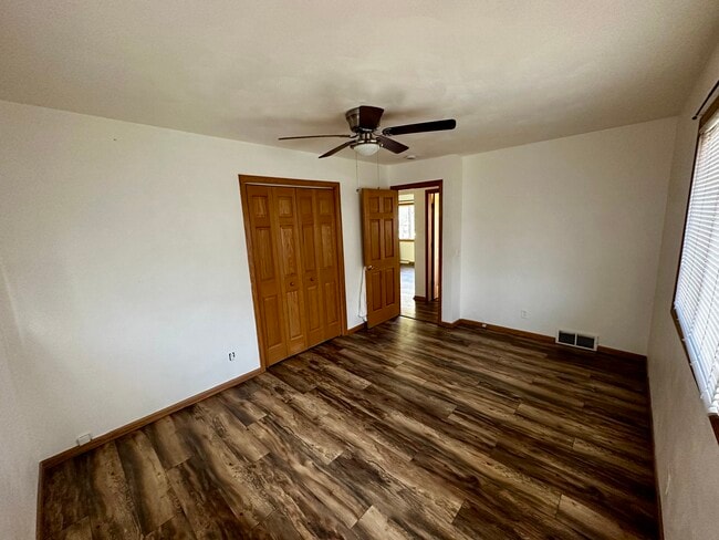 Foto del edificio - 4011 David Rd