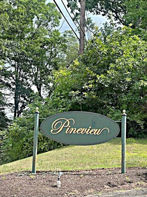 Primary Photo - 5 D Pineview Dr
