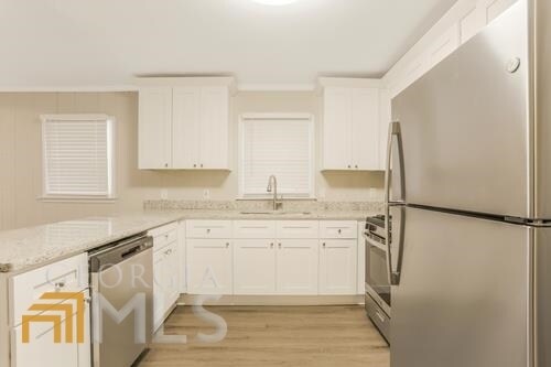 Building Photo - 1804 Timothy Dr SW