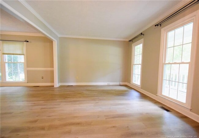 Building Photo - 213 Lofton Dr