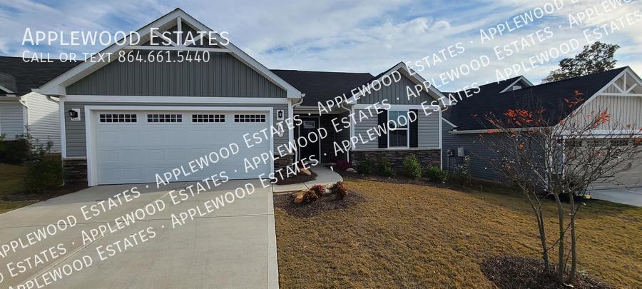 Foto principal - 607 Olivia Springs Dr