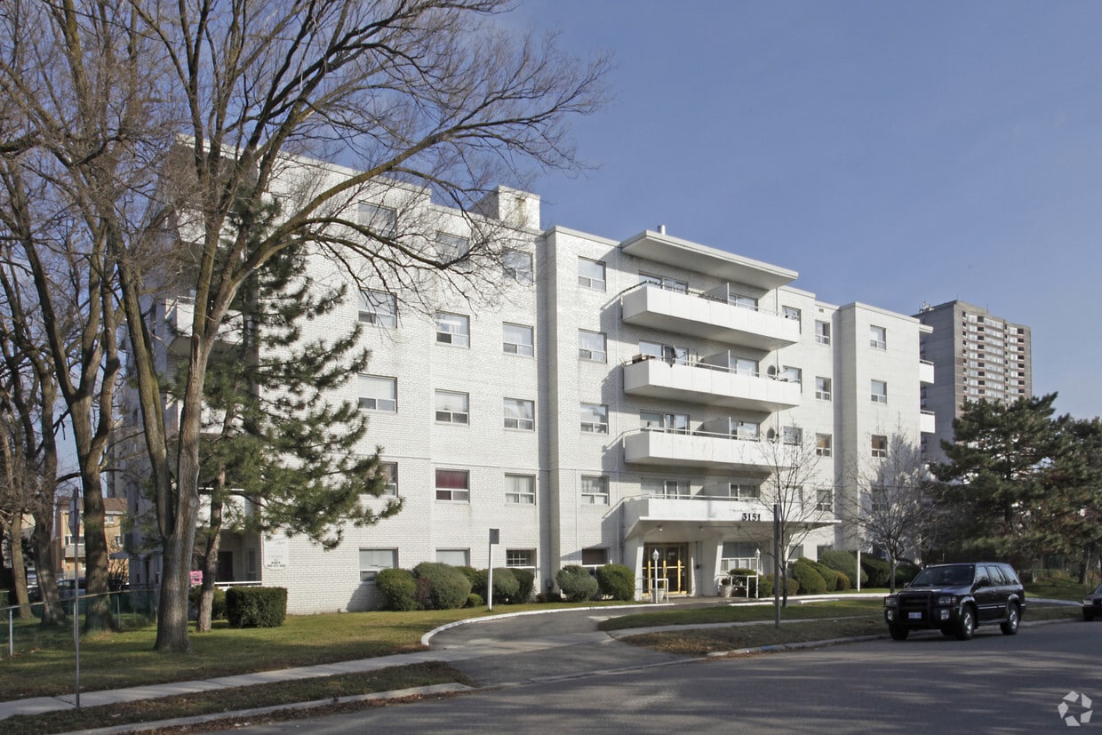 Building Photo - Whitesands Apartments