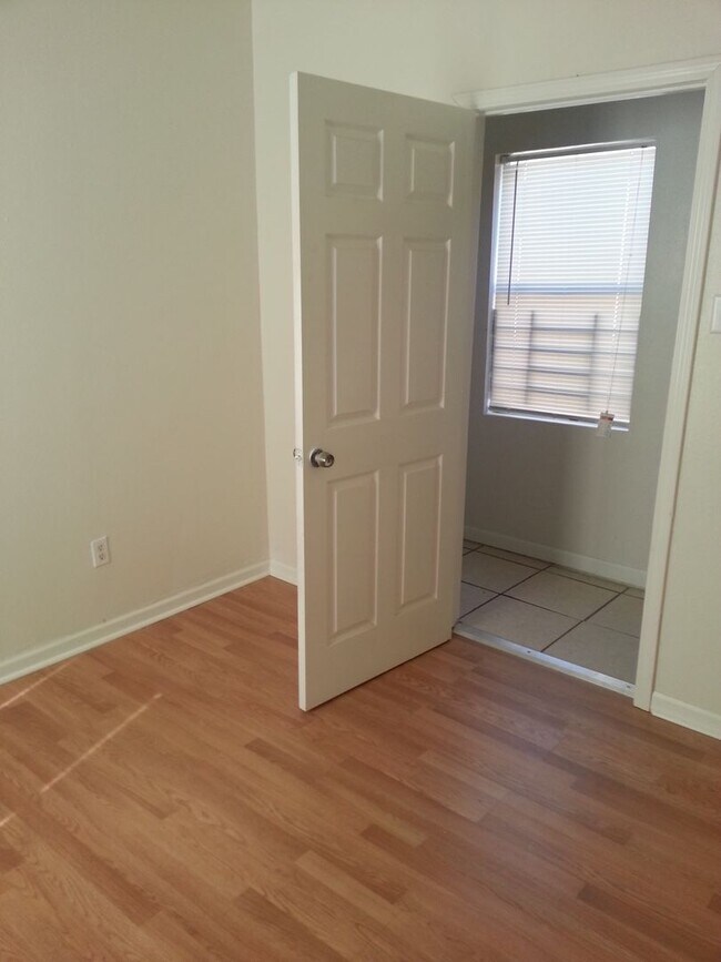 Foto del edificio - 1313 Flood St