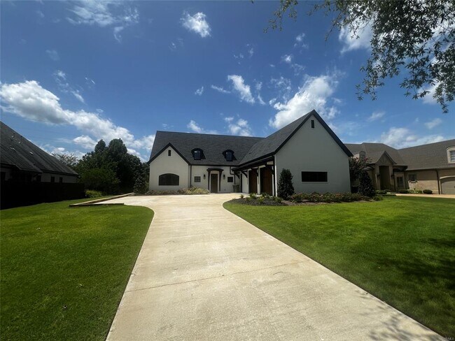 Foto del edificio - 3540 Oak Grove Cir