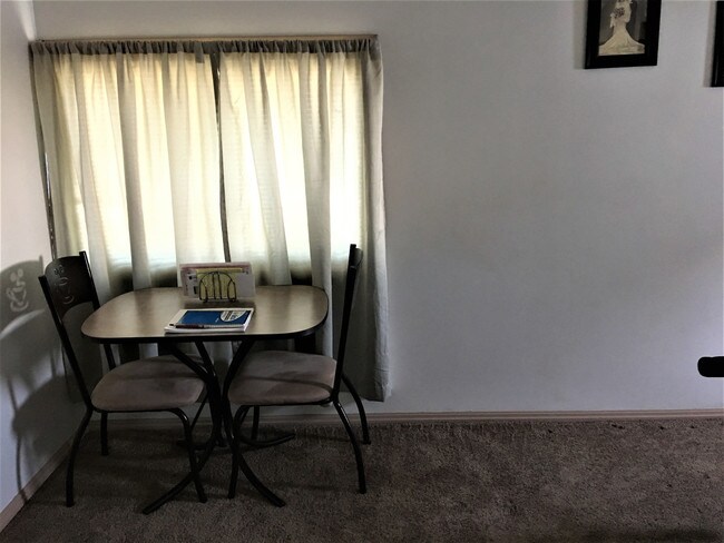 Foto del edificio - 609 Franklin Ave