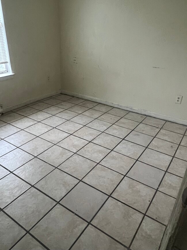 Foto del edificio - 222 W 34th St