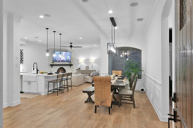 Building Photo - 70 Mill Point Pl
