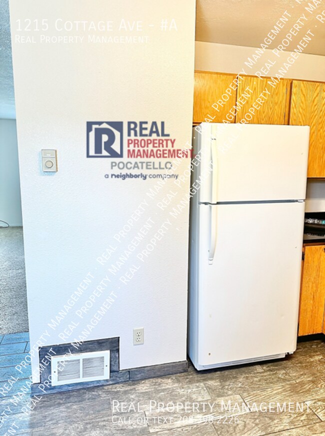 Foto del edificio - 1215 Cottage Ave
