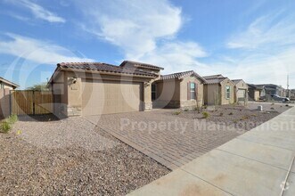 Building Photo - 5105 N 81st Ave