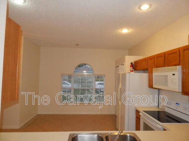 Foto del edificio - 4434 Waterside Pointe Cir