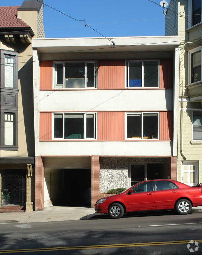 Building Photo - 2470 Fulton St
