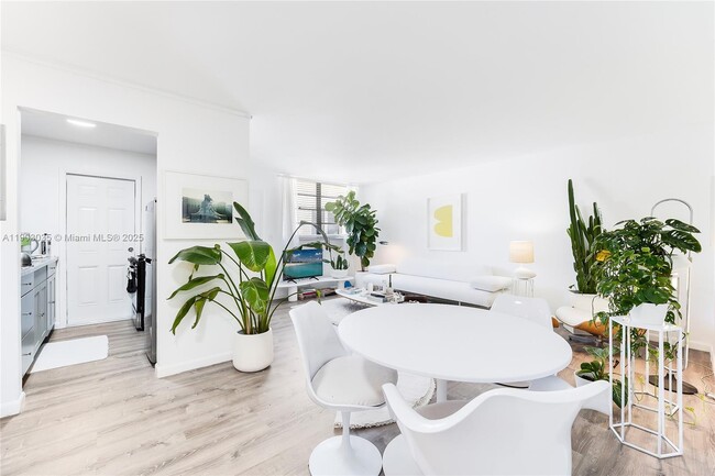 Foto del edificio - 301 Jefferson Ave