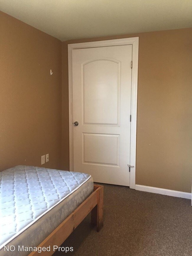 Foto del edificio - 2613-2615 Dryades St