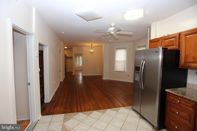 Foto del edificio - 6704 Beech Ave