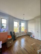 Building Photo - 784 St Johns Pl
