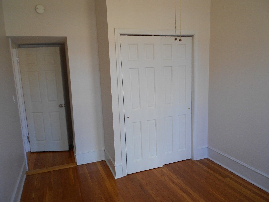 Foto del edificio - 14 Edgerly Rd