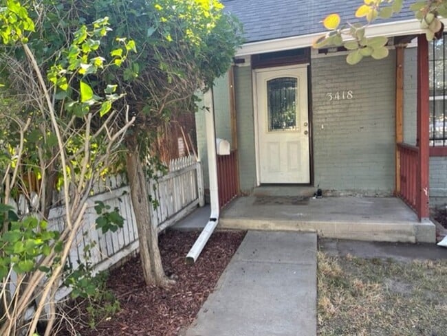 Charming Victorian Home in the Desirable Cole Neighborhood!- Available Early July!! - Charming Victorian Home in the Desirable Cole Neighborhood!- Available Early July!!