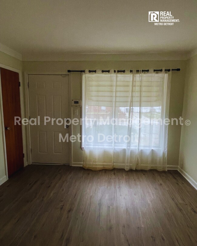 Foto del edificio - 7822 Forrer St