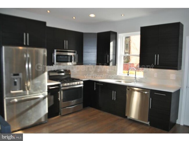 Building Photo - 2016 Annin St