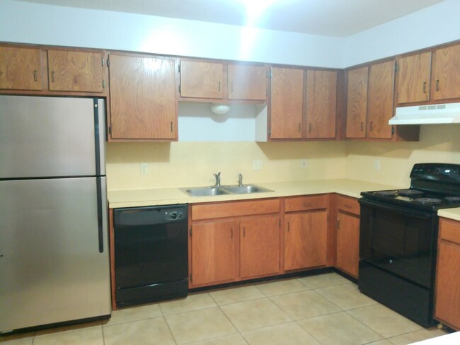 Foto del edificio - 6628 Hardwick Unit B - 2/Bed 1/Bath - $117...