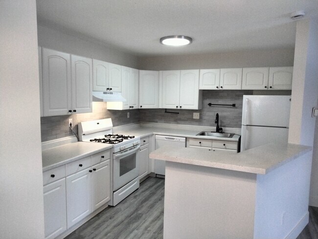 Foto del edificio - 7434 72nd Ln N