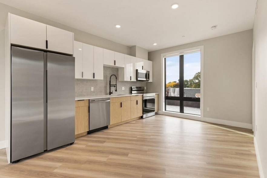 Foto principal - 1700 Dorchester Ave