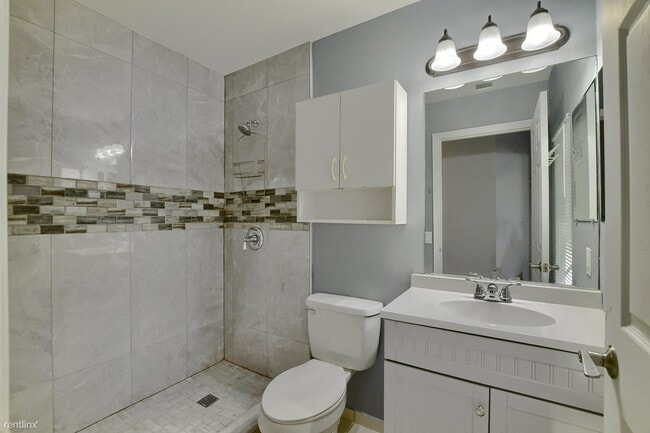 Building Photo - 3 br, 2 bath House - 10253 N Serene Meadow...