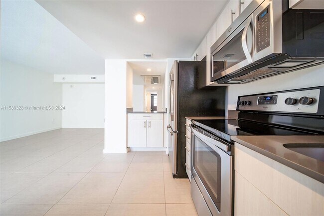 Foto del edificio - 910 West Avenue Unit 1434